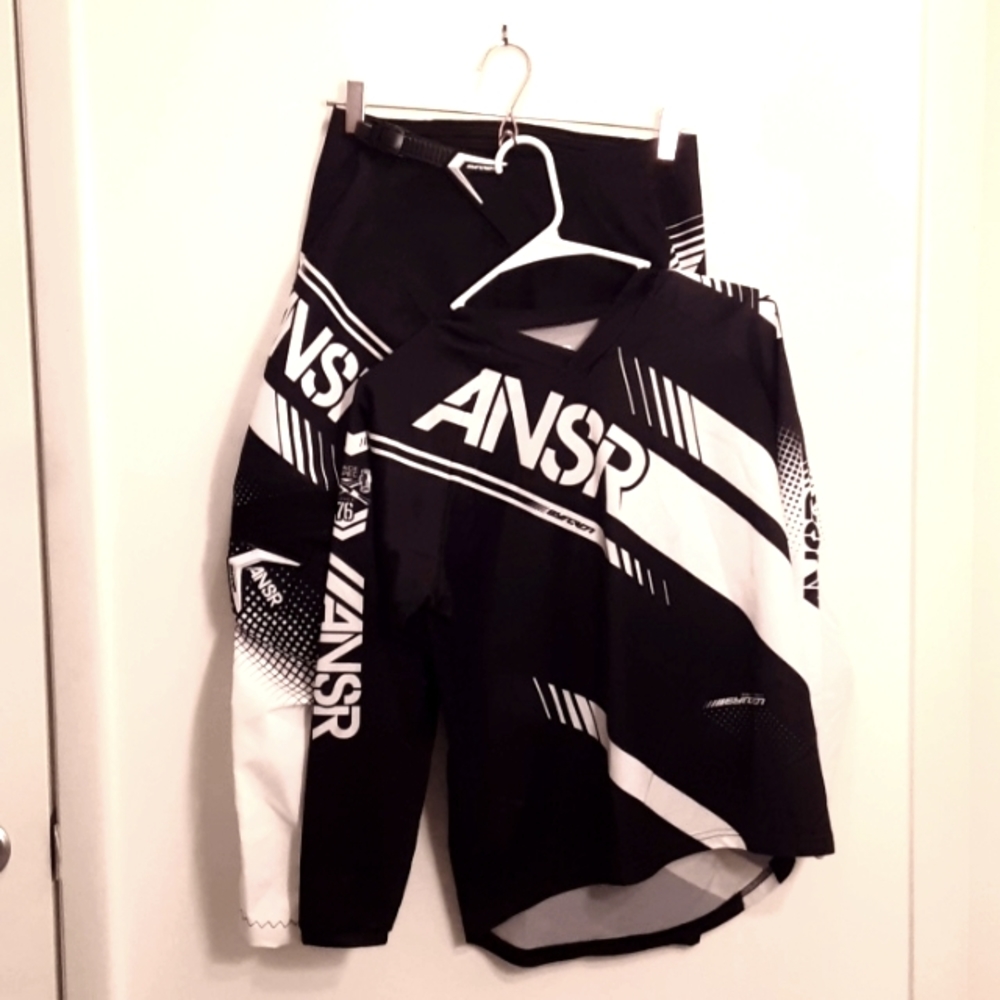 ANSR Syncron Youth Racewear